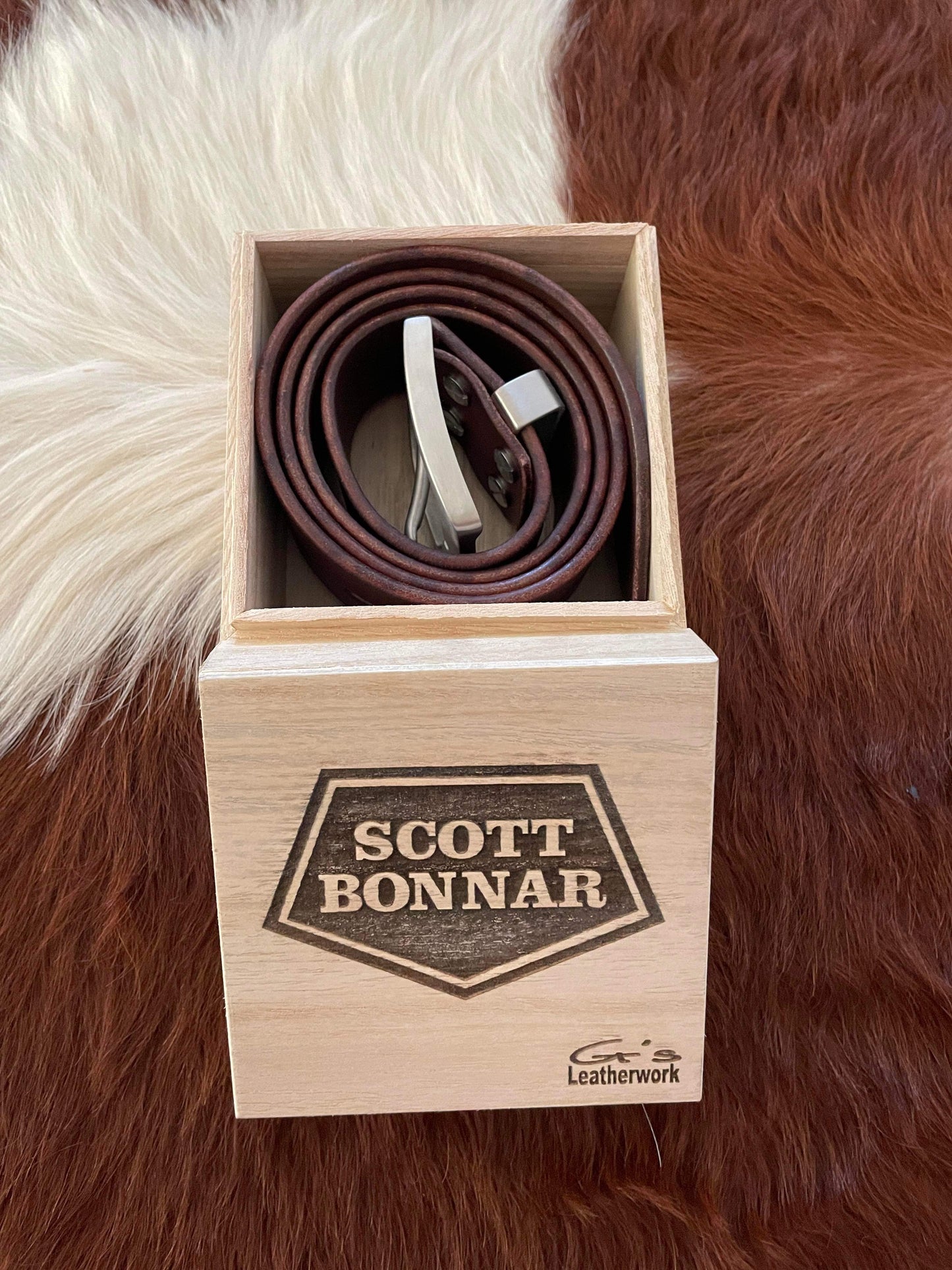 Belt gift box